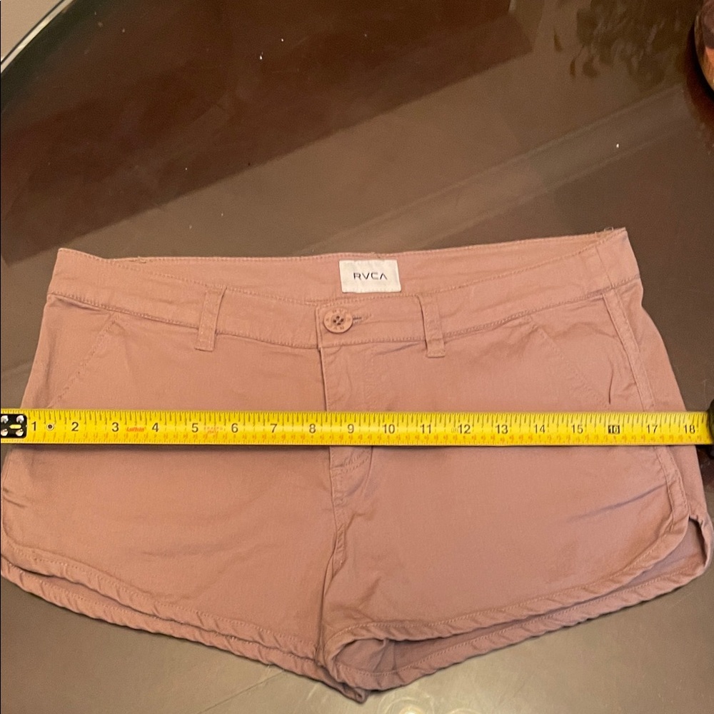 RVCA Women's Beige Cargo Shorts - Picture 6 of 6